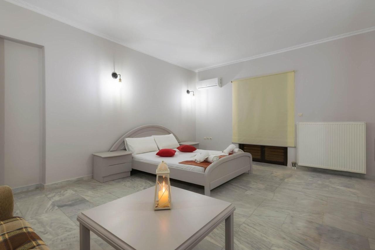 Aparthotel The Lofos